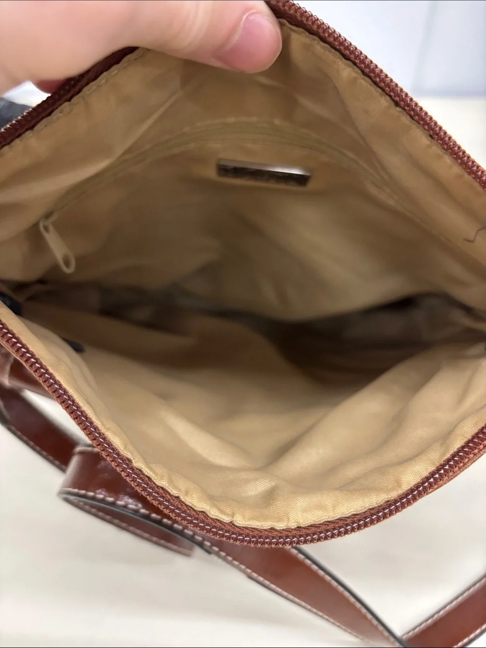 Giani Bernini compact leather